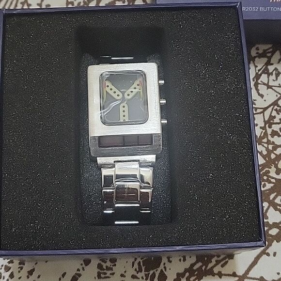 Back to the Future watch - Picture 5 of 9